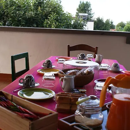 Nella Terra Di Mezzo Frühstückspension