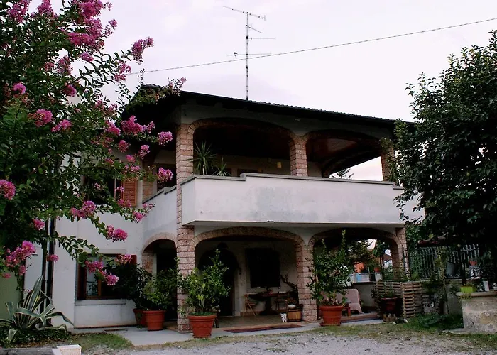 Nella Terra Di Mezzo Panzió